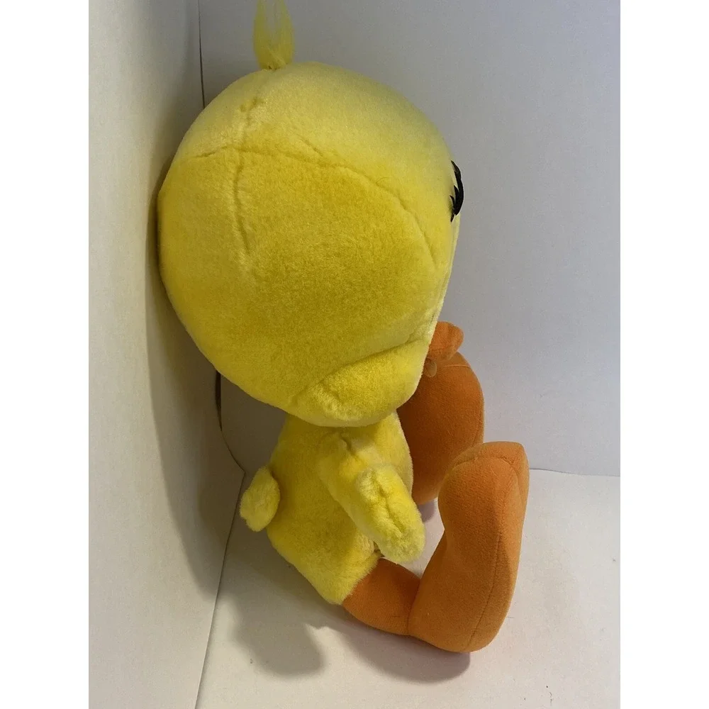 LOONEY TUNES TWEETY BIRD WARNER BROS Six Flags PLUSH STUFF ANIMALS LARGE 1997